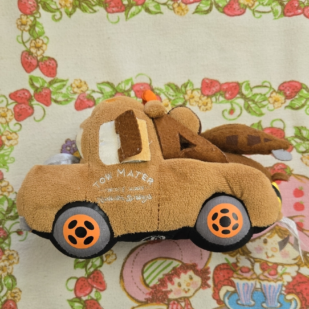 Disney Pixar Cars Tow Mater Plush Car